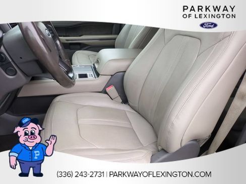 Used 2018 Ford Expedition Limited w/ Equipment Group 302A RWD image 15