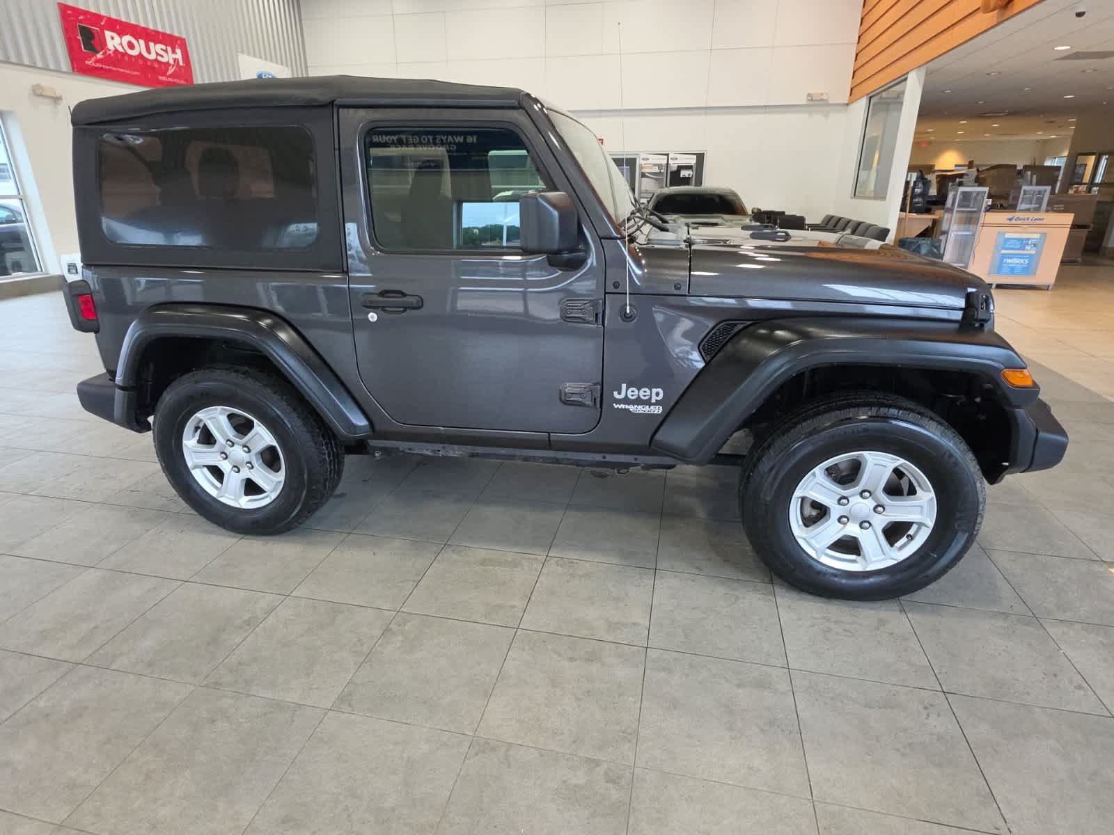 Used 2020 Jeep Wrangler Sport AWD/4WD image 5