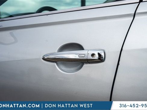 Used 2024 Nissan Altima 2.5 SV image 28