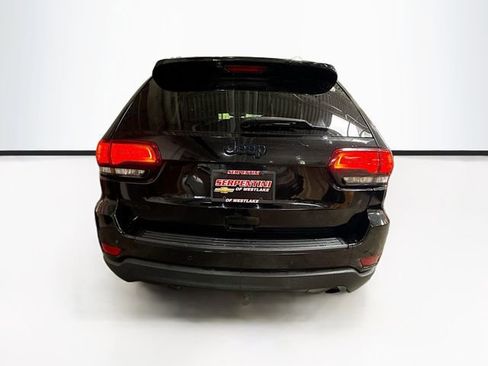 Used 2019 Jeep Grand Cherokee Laredo AWD/4WD image 7