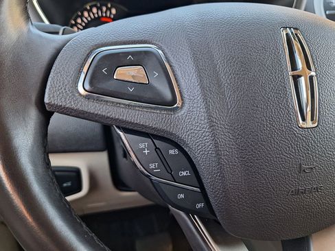 Used 2019 Lincoln MKC Reserve w/ MKC Climate Package image 18