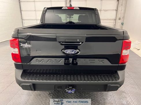 New 2026 Ford Maverick XLT w/ XLT Luxury Package FWD image 9