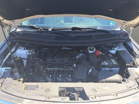 Used 2018 Ford Explorer Limited w/ Equipment Group 301A AWD/4WD image 30