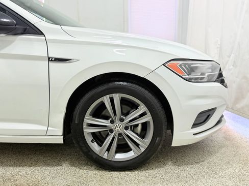 Used 2020 Volkswagen Jetta R-Line w/ R-Line Cold Weather Package image 39