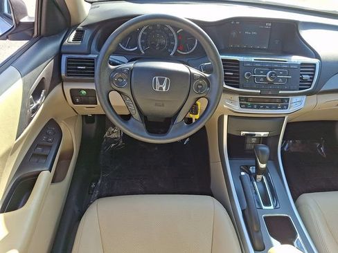 Used 2014 Honda Accord LX image 13