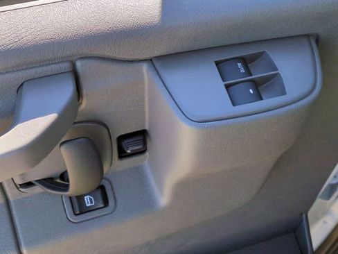 New 2025 Chevrolet Express 3500 Work Van w/ Power Convenience Package image 12