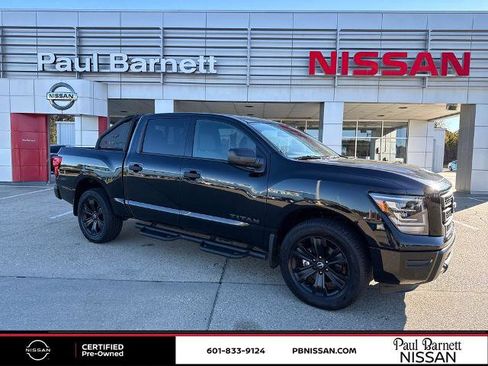 Certified 2024 Nissan Titan SV w/ SV Bronze Edition Package image 5