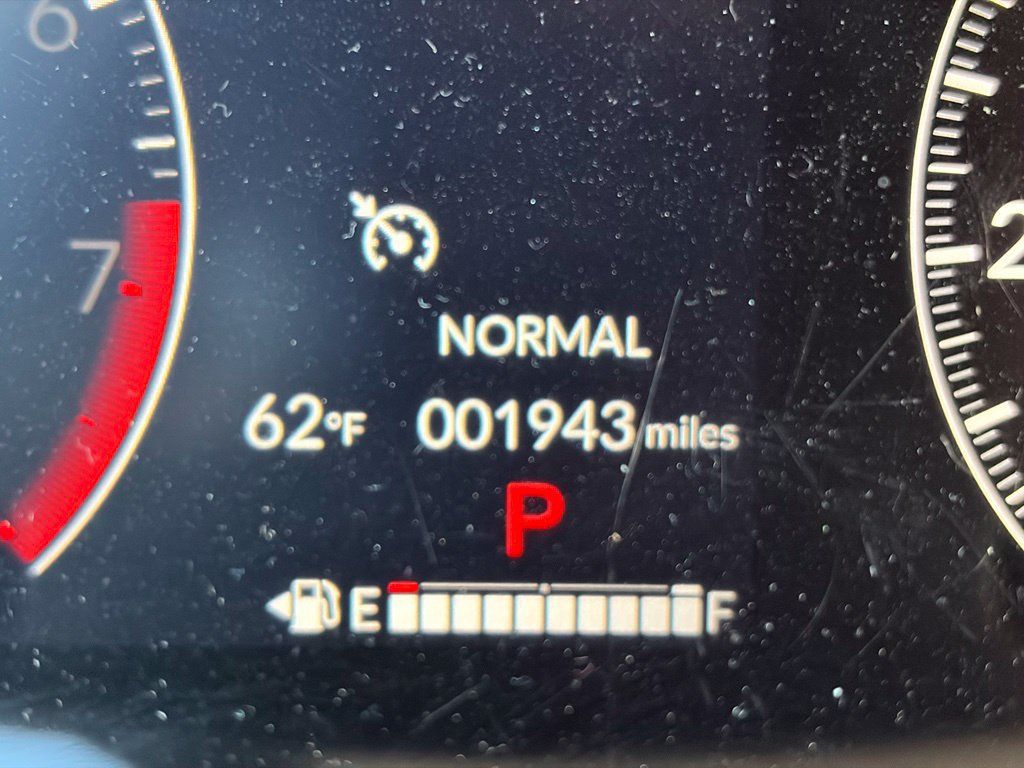 Used 2025 Honda HR-V LX image 31