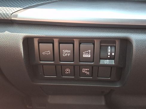 Certified 2023 Subaru Forester Premium AWD/4WD image 24