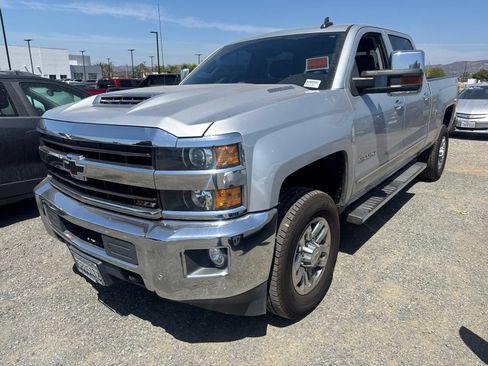 Used 2019 Chevrolet Silverado 2500 LTZ w/ Duramax Plus Package AWD/4WD image 3