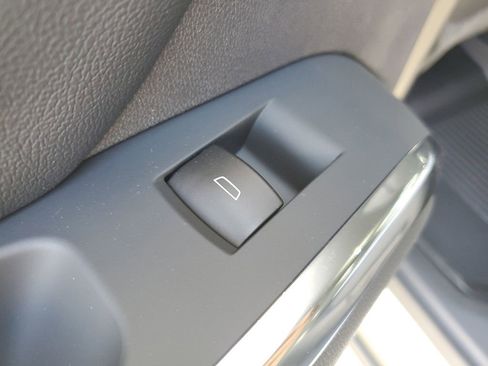 New 2026 Chevrolet Traverse LT w/ Midnight/Sport Edition image 17