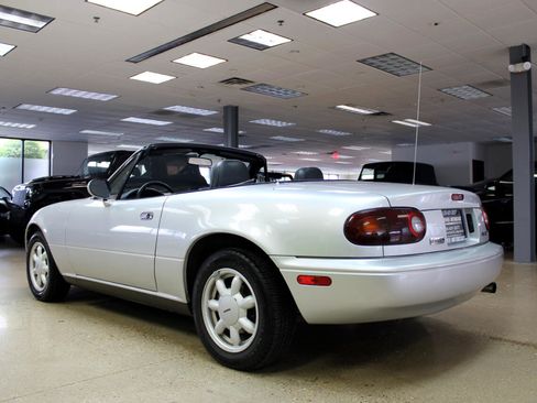 Used 1991 MAZDA MX-5 Miata image 39