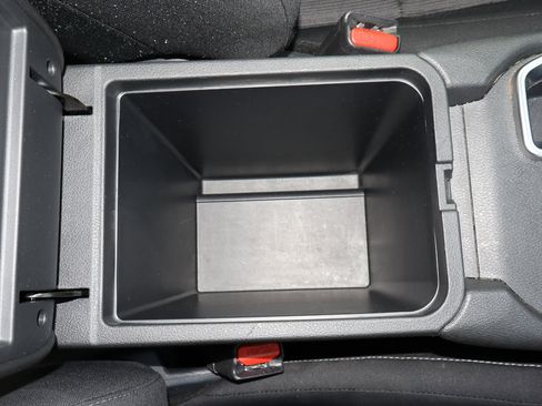 Used 2024 Nissan Sentra SV image 24