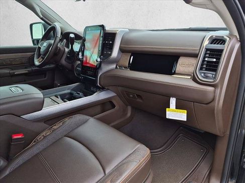 Used 2026 RAM 3500 Longhorn AWD/4WD image 17