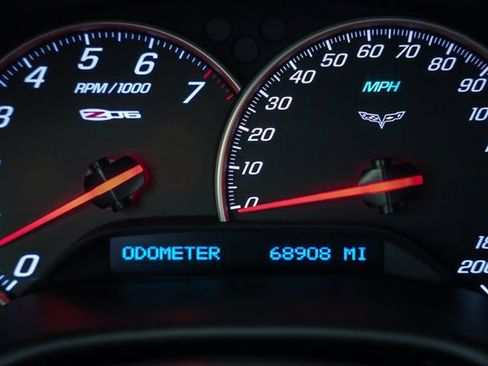 Used 2007 Chevrolet Corvette Z06 w/ Preferred Equipment Group RWD image 9