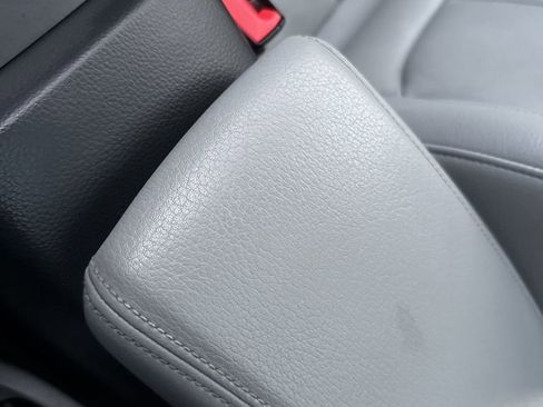 Used 2017 Audi A3 e-tron Prestige image 37