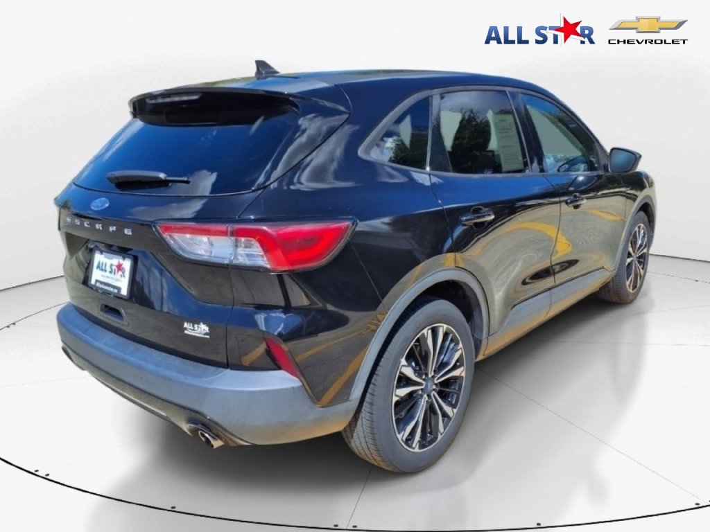 Used 2022 Ford Escape SE w/ SE Sport Appearance Package FWD image 6