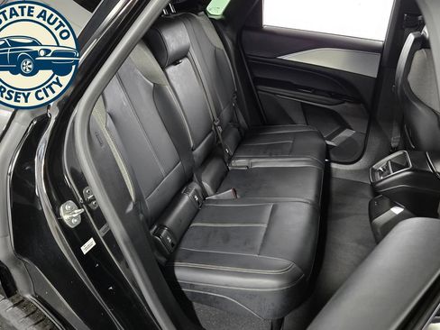 Used 2024 Cadillac Lyriq Tech AWD/4WD image 36