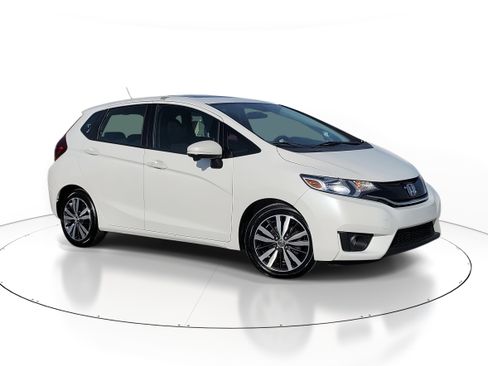 Used 2017 Honda Fit EX image 1