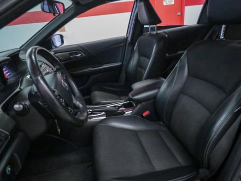Used 2016 Honda Accord Sport image 11