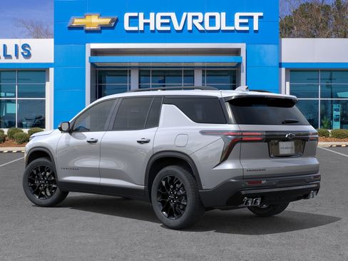 New 2026 Chevrolet Traverse LT w/ Midnight/Sport Edition image 4