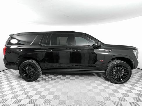 Used 2026 GMC Yukon XL AT4 Ultimate image 5