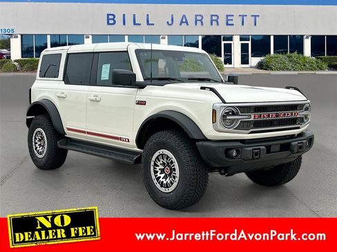 New 2026 Ford Bronco Outer Banks AWD/4WD image 1
