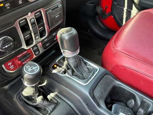 Used 2024 Jeep Wrangler Unlimited Rubicon 392 AWD/4WD image 21