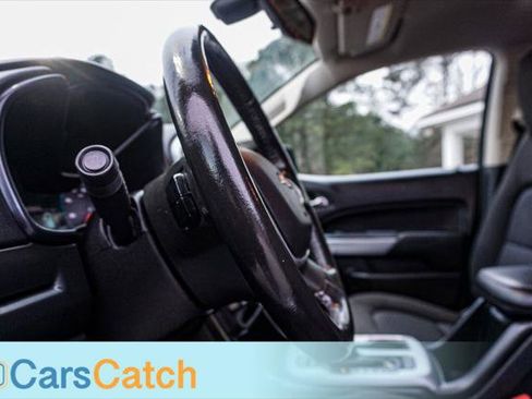 Used 2018 Chevrolet Colorado LT image 33