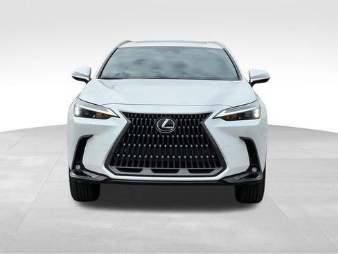 Used 2025 Lexus NX 250 FWD w/ Premium Package image 8