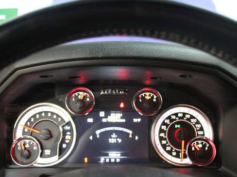 Used 2022 RAM 1500 Warlock AWD/4WD image 18