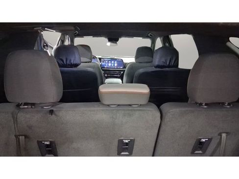 Used 2024 Chevrolet Traverse LT w/ Enhanced Driving Package image 21