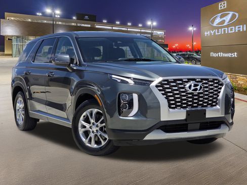 Used 2022 Hyundai Palisade SE w/ Cargo Package AWD/4WD image 3