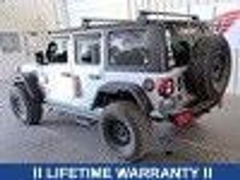 Used 2024 Jeep Wrangler Willys image 5