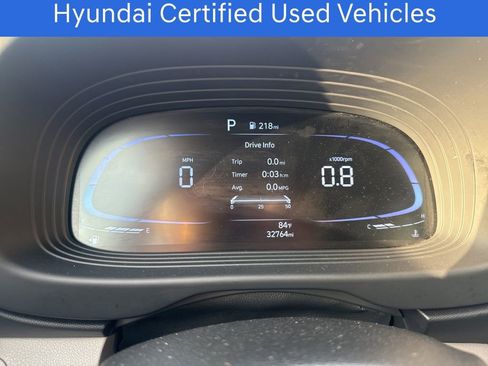 Certified 2025 Hyundai Venue SEL FWD image 15