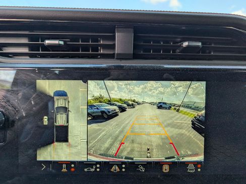 Used 2024 GMC Sierra 2500 AT4 w/ Max Trailering Package AWD/4WD image 16