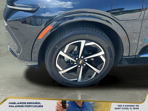 Used 2025 Chevrolet Equinox EV LT w/ Convenience Package FWD image 33