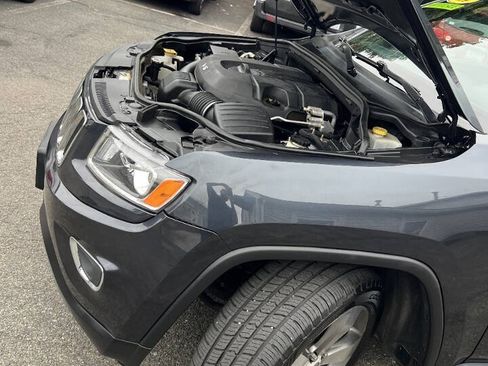 Used 2014 Jeep Grand Cherokee Limited AWD/4WD image 40
