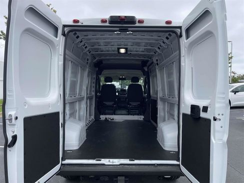 New 2025 RAM ProMaster 2500 w/ Convenience Group image 26