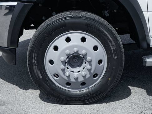 Used 2022 RAM 5500 Tradesman w/ Chrome Appearance Group AWD/4WD image 47