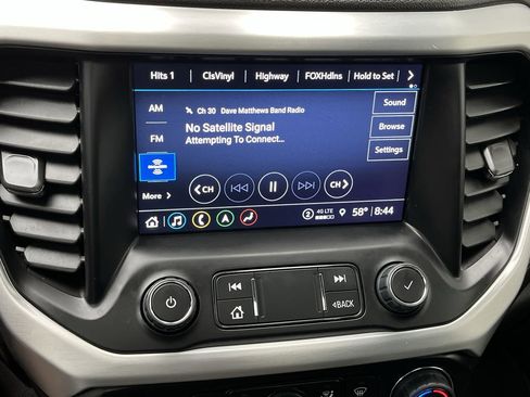 Certified 2023 GMC Acadia SLE w/ Driver Convenience Package image 21