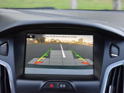 Used 2014 Ford Focus Titanium image 25