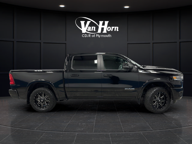Used 2025 RAM 1500 Laramie w/ Sport Appearance Package AWD/4WD image 8