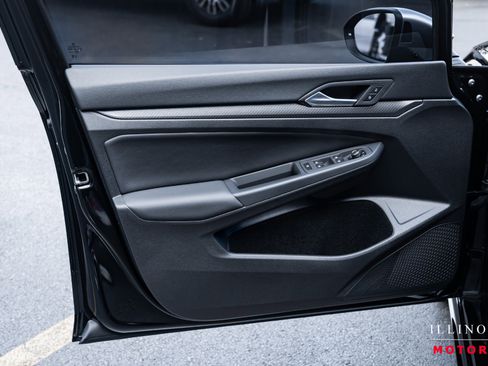 Used 2024 Volkswagen Golf R image 15