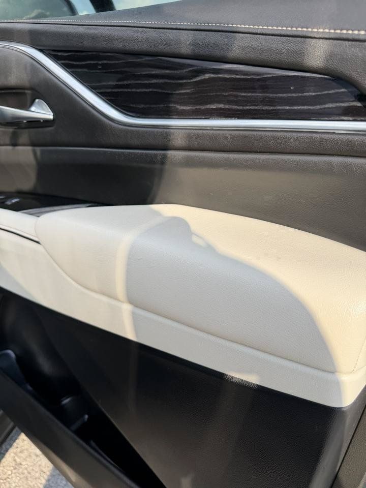 Used 2021 Cadillac Escalade Sport w/ Driver Assist Tech Package AWD/4WD image 39