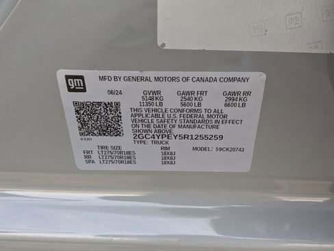 Used 2024 Chevrolet Silverado 2500 LTZ w/ LTZ Plus Package image 31