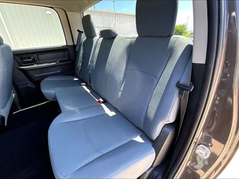 Used 2018 RAM 2500 Tradesman w/ Chrome Appearance Group AWD/4WD image 31
