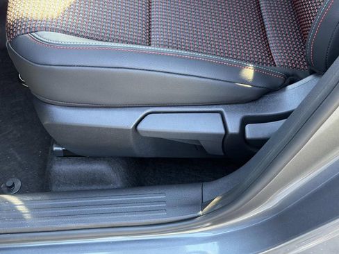 New 2026 Nissan Kicks SR FWD image 23