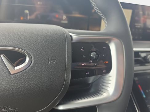 Used 2026 INFINITI QX80 Luxe AWD/4WD image 18
