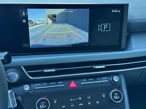 Used 2025 Hyundai Sonata SEL FWD image 10
